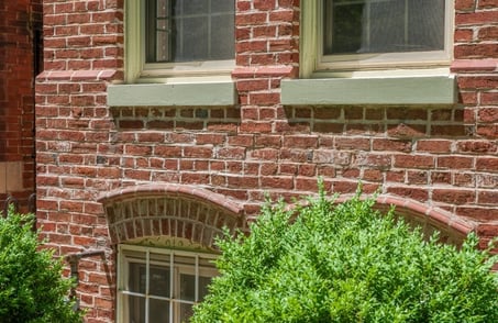 Does the Condition of a Historic Brick Home Affect its Market Value?