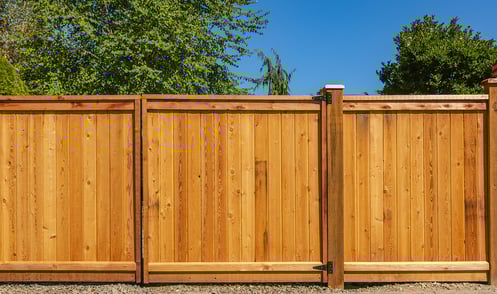 Choosing the Right Wooden Fencing for a Historic Home and Property