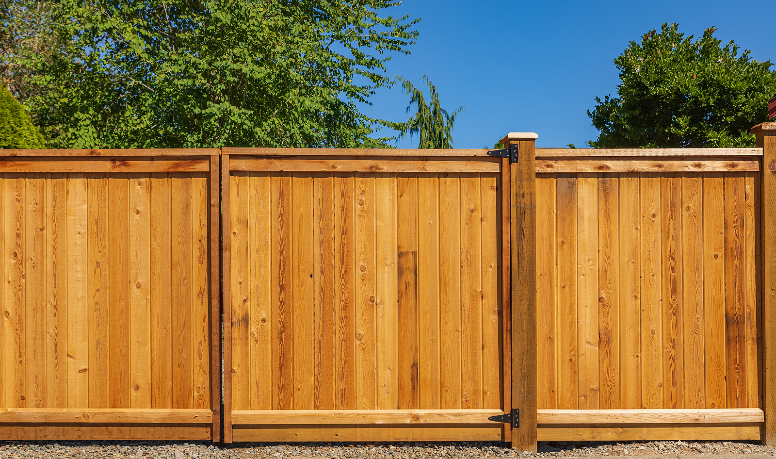 Choosing-the-right-wooden-fencing-for-a-Historic-Home-and-Property-Renaissance-Development-DC