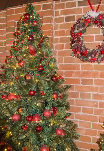 Decorate-Your-Historic-Brick-Home-for-the-Holidays-Renaissance-Development-Washington-DC