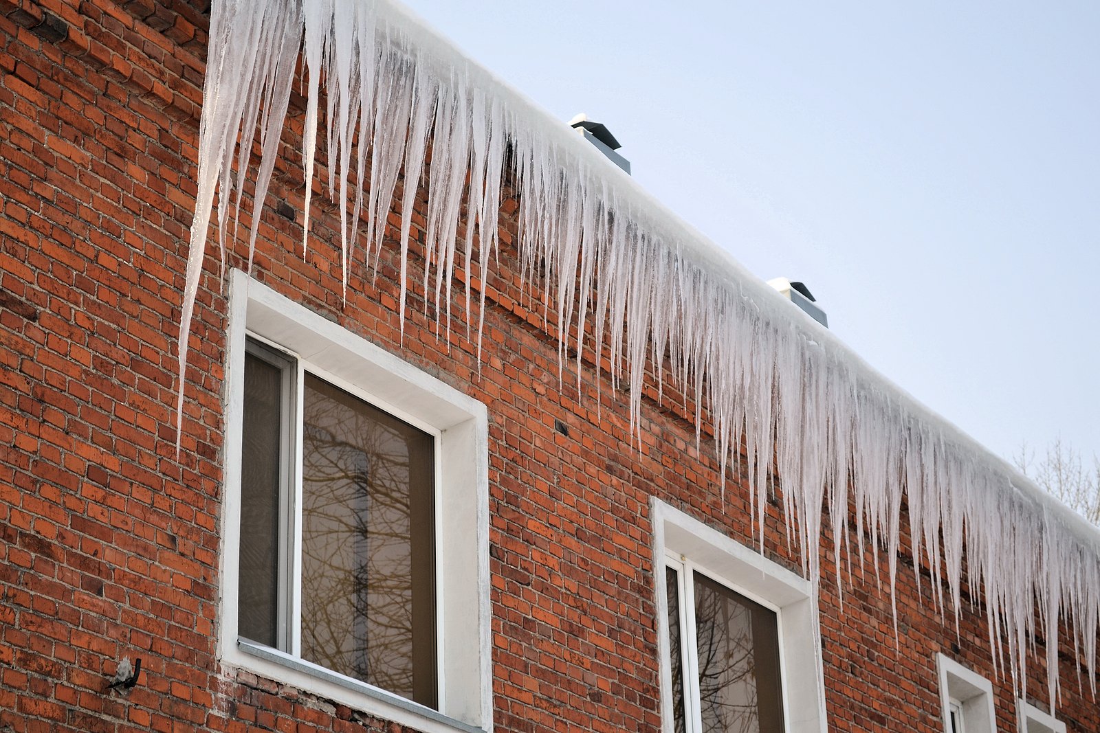 Protecting Historic Brick Houses from Winter Damage Caused by Ice Dams - Renaissance Development DC
